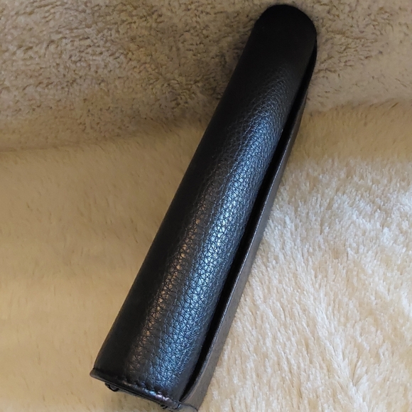 🌺 NEW Michael Kors Black Pebbled Leather Wallet - Picture 11 of 12